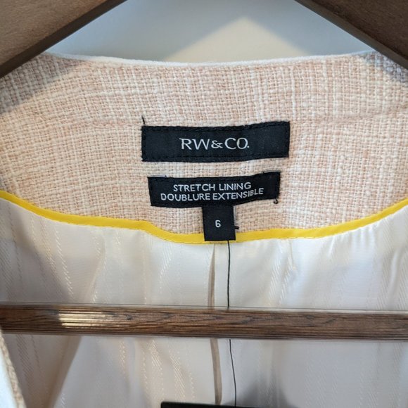 RW&CO. Blush Cream and White Blazer - Picture 6 of 7